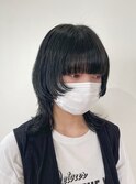 ＊個性的モード黒髪ヘア顔まわりウルフミディアムレイヤーカット