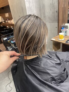 ラフ(LAFF) #バレイヤージュ#グレージュカラー#ボブウルフ#ココアベージュ