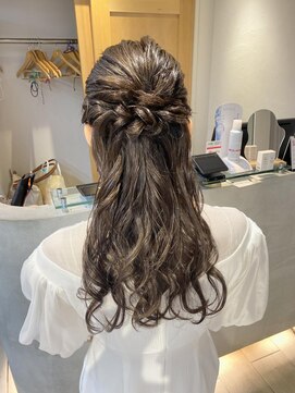 テトラ バイ ネオリーブ 横浜西口店(tetra by neolive) ＊ゆるふわハーフアップアレンジ＊