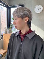 テトヘアー(teto hair)&nbsp;マッシュウルフ、メンズカット、ホワイトシルバー、ブリーチ