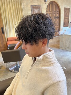 ヴォアソルヂェ オリエンタル(Voasorte ORIENTAL) 【VoasorteORIENTAL】センターパート/波巻きパーマ