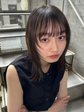 ノイ(noi) 顔周りレイヤーカットくびれヘアミルクティーベージュカラー