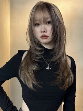 原宿/ウルフカット レイヤー デザインカラー ルーツカラー   