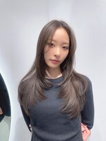 ベール(Vale)&nbsp;レイヤーカット/グレージュ/20代/30代