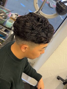 グルーマーズトウキョウ(GROOMER/S TOKYO) men's/メンズ/フェード/バーバー/メンズパーマ/スペインカール
