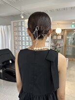 フォンセ(fonce)&nbsp;お呼ばれヘア/ボブでもタイトなアップヘア