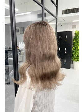 リア 大阪梅田(Ria) ～ミルクティーベージュ～ 【Ria 大阪 梅田】