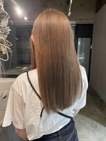 イトシテ&nbsp;くすみベージュ【鎌田隆雅】