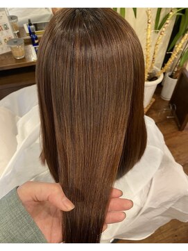 ヘア ミーツ ドレス プレローマ(HAIR meets dress pleroma) 美髪トリートメントエステ