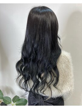 フツーロ 栄(FUTURO) ブルーブラック