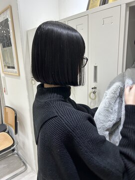 ジーナ 福岡天神(Zina) 《福岡天神》　アゴ下　前下がりボブ