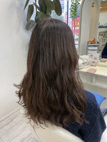 アルターシェリー(aL-ter che'rie)&nbsp;ブラウンカラー[デザインカラー/レイヤーカッ/ウェットヘア]