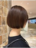 丸みボブ　ワンレングス　前髪なし　耳かけボブ　大人可愛い