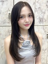 シーシンジュク 新宿南口(Sea shinjuku)&nbsp;ミディアム×暗めカラー[デザインカラー/フェイスフレーミング]