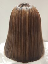 アンベリールフルー(EMBELLIR fleur)&nbsp;酸性ストレートパーマ