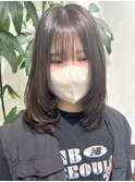 レイヤーカットアディクシーカラーグレージュオリーブ堺東