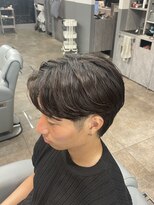 ノイセル 西本町(Noisyle) ブルーブラックフェザーパーマ刈り上げセンターパートｙ