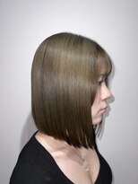 ヘアラボ(HAIR LABO)&nbsp;オリーブベージュ×前下がりグラボブ