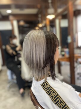 ヤソ(yaso) ホワイトシルバー&ブロックカラー