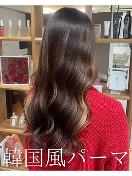 アミー 池袋(Ammy) コテ巻き風パーマ /韓国風パーマ/透明感カラー/レイヤーカット