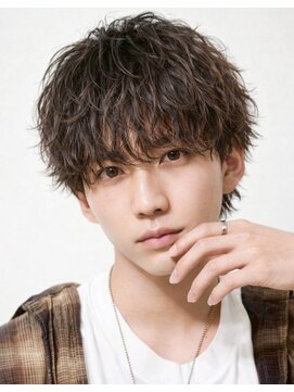 アイトーキョープラスシー 横浜(AI TOKYO+Sea) MEN’S横浜/マッシュ/ツイストスパイラルパーマ/シャドウパーマ/