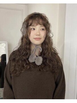 ガーランドウメダ(Garland umeda) ロングふわふわパーマ×ベージュカラー