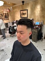 ルドローブラントオオサカ(LUDLOW BLUNT Osaka) 【LUDLOW BLUNT】フェードカット バーバーヘア
