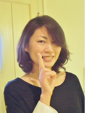 ヘアールーム フージンイーウー(hair room Foojng ewoo) ミディアムローレイヤー♪