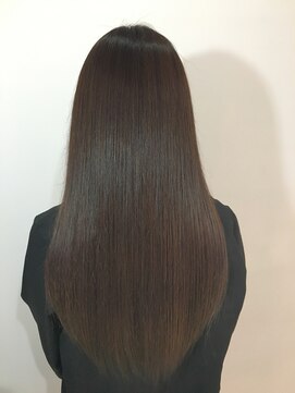 e.m.a プレミアムビューティーサロン 栄駅店(e.m.a PREMIUM BEAUTY SALON) 美髪カラー