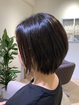 ユーネリー(U-NERY) スッキリストレートボブ