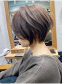 クールショート・ひし形・流し前髪・アッシュブラウン【BISA】