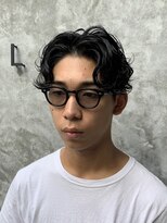 ジリ(JILI) 【MEN’S HAIR】マッシュパーマ　センターパート　　◎上辻担当