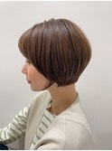 ショートボブ