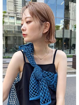 ジエクト ヴィシア(The Ect VIXIA) 外ハネ×切りっぱなしボブ×メルティーカラー×ミルクティー