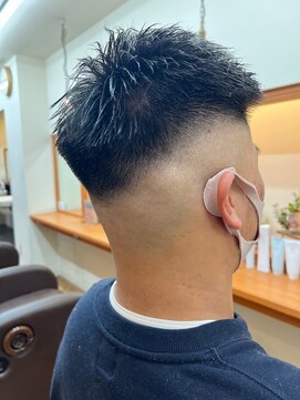 バーバーショップテト(barber shop tete) 7:3スキンフェード