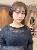 大人ショートボブ 秋冬カラー シースルーバング 表参道