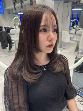 レディアル 渋谷(REDEAL) 韓国ヘア/ブリーチ/暖色カラー/ワンホン【レイヤー/渋谷】