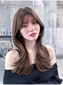 顔まわりレイヤー/韓国ヘア/くびれヘア/小顔に見せるヘア