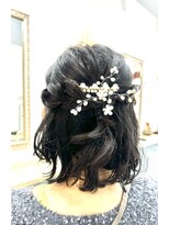 ミドル(MIDDLE)&nbsp;ヘアセット/ハーフアップ