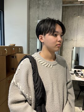 ミリ(milli Produce by ITAKURA) センターパート×ハイライトデザイン