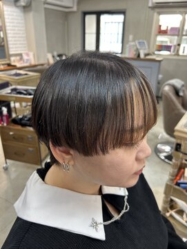 エコル(ekolu) ショートカットインナーカラー/20代/30代/40代