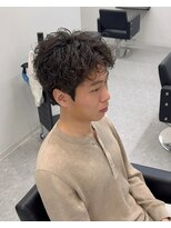 ブライト(BRIGHT)&nbsp;センターパートシャドウパーマくせ毛風パーマ