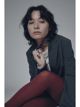 ノエルヘアー(Noel hair) ゆるく動くレイヤー