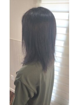 サク(SAKU) 軽めのロングスタイル