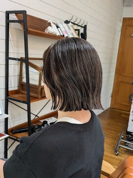 カンシャル(Kanshall) 外はねボブ30代～50代ハイライト