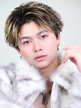 ゴールド 京都 三条(GOALD) フェザーハイライトローライトフェザーパーマセンターパート