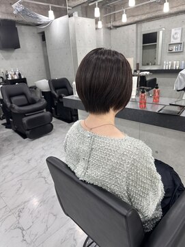 エンディアリング 東銀座(Endearing) 小顔ひし形 レイヤーカット 透明感カラー