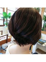 シェリシェリー(Cheri Cherie)&nbsp;柔らかな動きをプラスした女度アップのボブスタイル