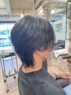 リー 甲子園(Lee) ウルフレイヤーボブスタイル