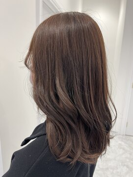 モア 岡崎(more) 春カラー！ほんのりピンクベージュ